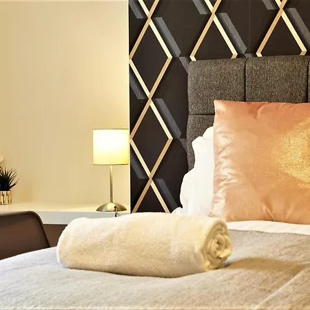 Meredith Way With Parking - Your Appartement